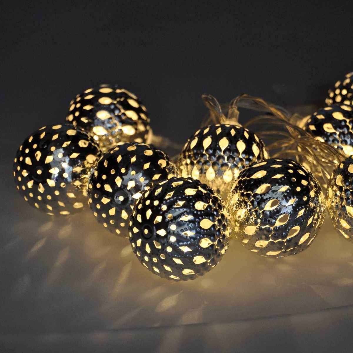 Solight Světelný LED řetěz s 10 stříbrnými koulemi