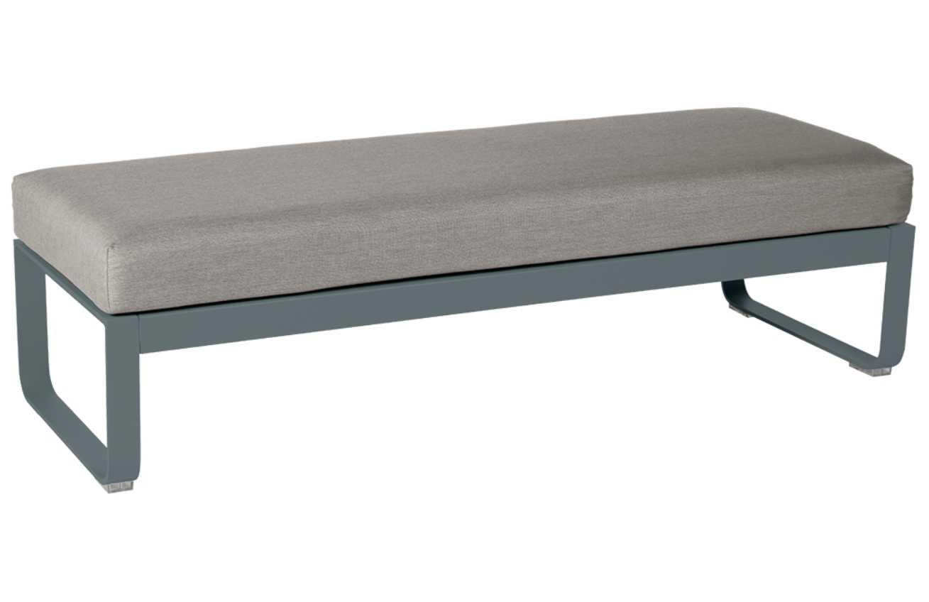 Šedohnědá čalouněná lavice Fermob Bellevie 148 cm se šedou podnoží
