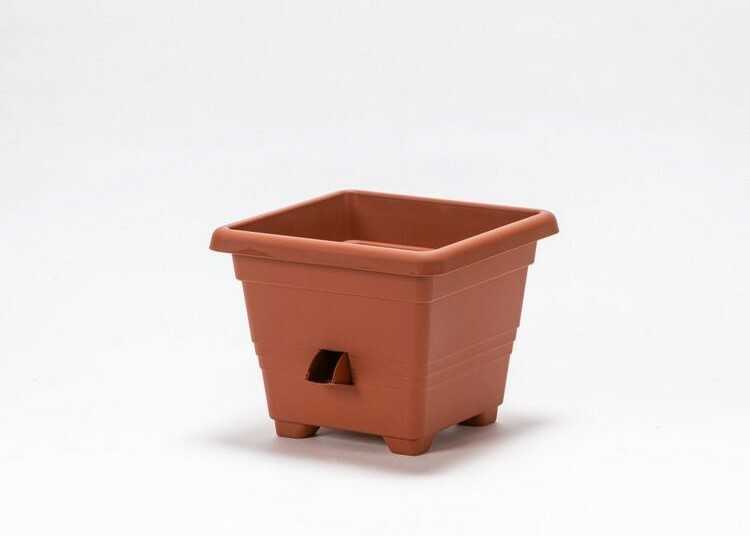 Plastia Samozavlažovací květináč Bergamot