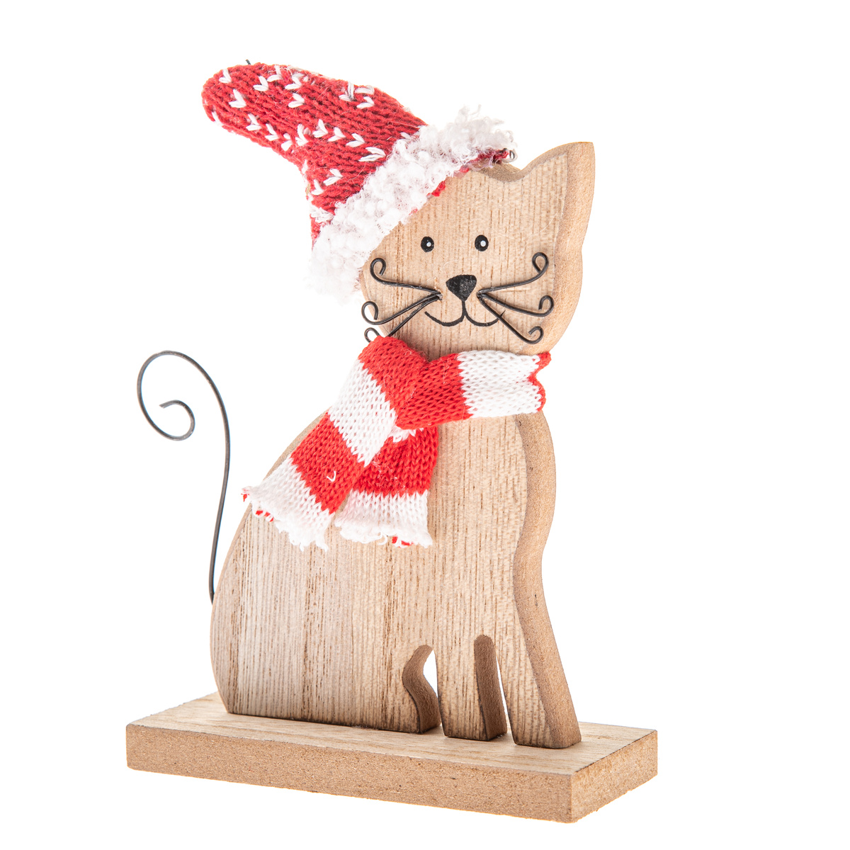 Dřevěná kočka s pletenou šálou a čepicí