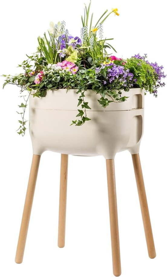 Plastová samozavlažovací pěstební nádoba Urbalive – Plastia